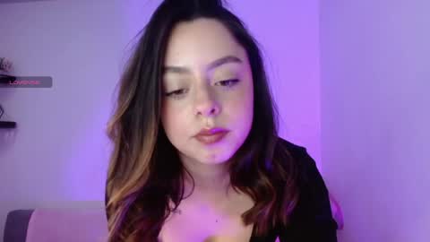 ivyblaze_ online show from April 2026 09:28:02 PM