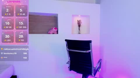 Snapshot of ivybliss8 chatting on March 2025 06:18:01 PM i v y b l i s s online show from March 2025 06:18:01 PM