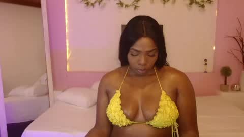 Snapshot of ivybliss8 chatting on April 2026 04:48:02 AM i v y b l i s s online show from April 2026 04:48:02 AM
