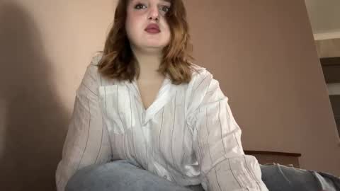 Snapshot of ivyglimpse chatting on September 2025 10:26:01 AM ivyglimpse online show from September 2025 10:26:01 AM