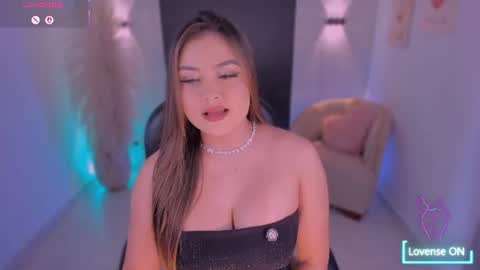 Snapshot of ivyjonesx chatting on June 2026 05:32:01 PM Ivy online show from June 2026 05:32:01 PM