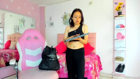 Snapshot of ivyyemerald_ chatting on July 2026 03:29:01 PM IVY online show from July 2026 03:29:01 PM