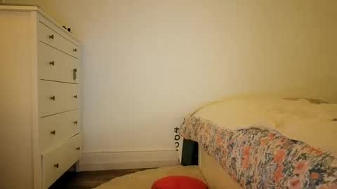 ivyyy1995 online show from October 2025 07:58:02 PM