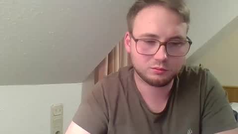 iwantfucknow online show from March 2026 07:25:01 PM