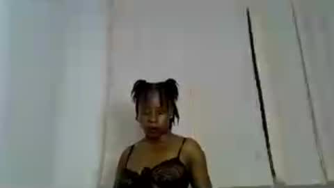 iynika online show from July 2026 11:57:02 PM