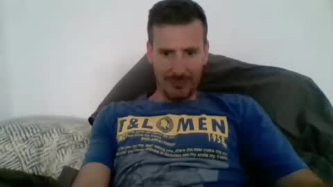 Snapshot of iyoperro chatting on October 2025 09:17:04 AM Casandro online show from October 2025 09:17:04 AM