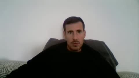 Snapshot of iyoperro chatting on November 2025 12:16:02 PM Casandro online show from November 2025 12:16:02 PM