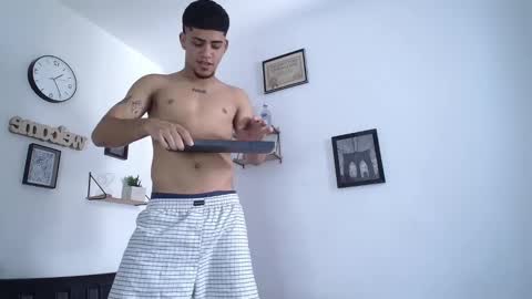 Snapshot of izaak_taylor7 chatting on March 2025 03:34:01 PM izaack online show from March 2025 03:34:01 PM