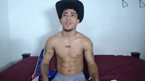 Snapshot of izaak_taylor7 chatting on September 2025 01:54:02 AM izaack online show from September 2025 01:54:02 AM