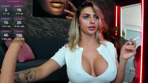 izabelatessa online show from November 2025 08:19:02 PM