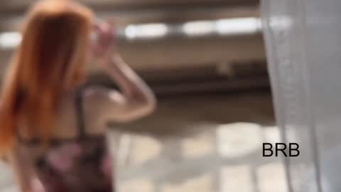 Snapshot of izi_fox chatting on January 2025 06:12:02 PM izi online show from January 2025 06:12:02 PM