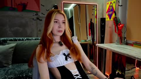 Snapshot of izi_fox chatting on January 2025 03:11:01 PM izi online show from January 2025 03:11:01 PM