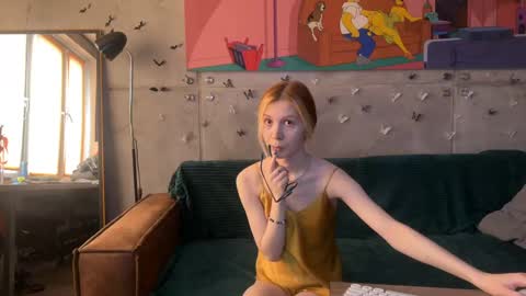 Snapshot of izi_fox chatting on February 2025 12:15:02 PM izi online show from February 2025 12:15:02 PM