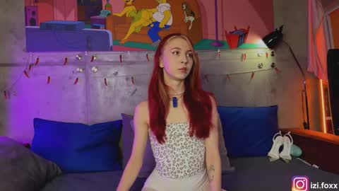 Snapshot of izi_fox chatting on November 2025 03:59:01 PM izi online show from November 2025 03:59:01 PM