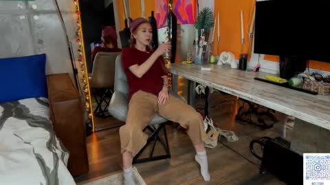 Snapshot of izi_fox chatting on February 2026 04:47:01 PM izi online show from February 2026 04:47:01 PM