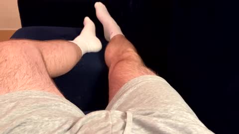 Snapshot of j0n275 chatting on January 2025 12:32:02 AM j0n275 online show from January 2025 12:32:02 AM