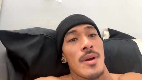 Snapshot of j0nnyk1ng chatting on February 2025 04:46:01 PM Mugen online show from February 2025 04:46:01 PM