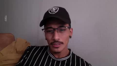 Snapshot of j0nnyk1ng chatting on October 2025 11:17:02 PM Mugen online show from October 2025 11:17:02 PM