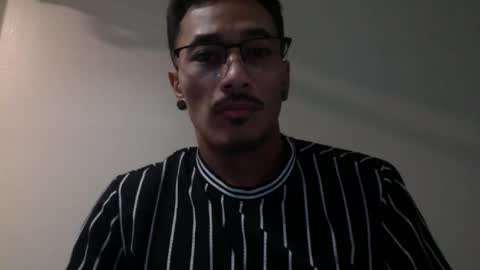 Snapshot of j0nnyk1ng chatting on November 2025 09:51:02 AM Mugen online show from November 2025 09:51:02 AM