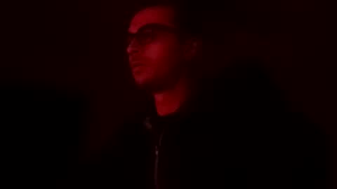 Yoursexxyguy online show from January 2025 12:03:01 AM