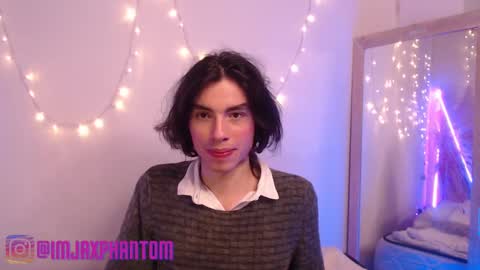 Hey im Jaxxxon check my info     online show from December 2024 05:10:02 PM
