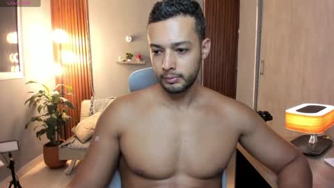 Snapshot of j_calix chatting on June 2026 07:19:02 PM Calix Independient model Insta and twt Calixsnake online show from June 2026 07:19:02 PM
