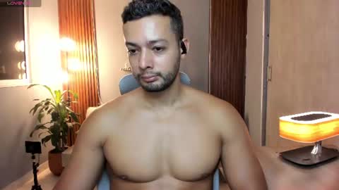 Snapshot of j_calix chatting on July 2026 12:18:01 AM Calix Independient model Insta and twt Calixsnake online show from July 2026 12:18:01 AM