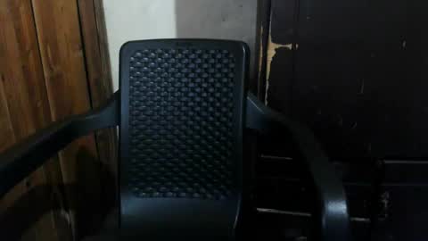 Snapshot of j_castello chatting on December 2025 09:43:02 PM J online show from December 2025 09:43:02 PM