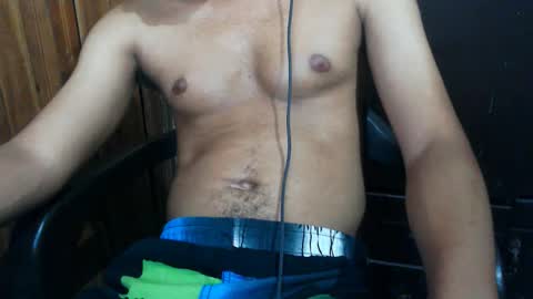 Snapshot of j_castello chatting on January 2026 01:41:02 AM J online show from January 2026 01:41:02 AM