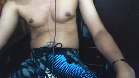 Snapshot of j_castello chatting on February 2026 01:54:01 AM J online show from February 2026 01:54:01 AM