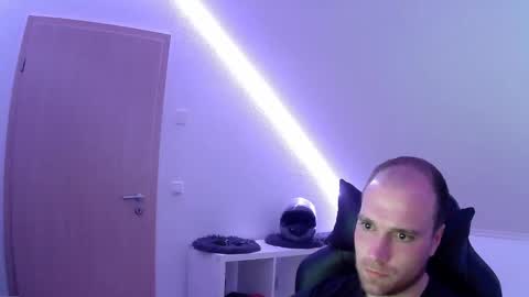 here4y online show from April 2026 07:25:02 PM