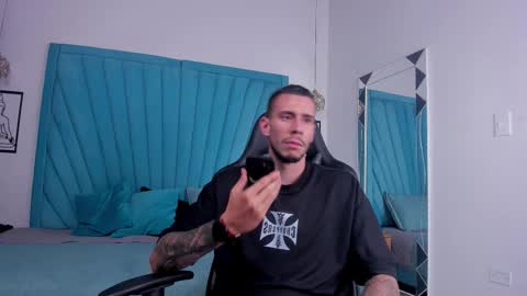 J King online show from March 2026 01:32:01 AM