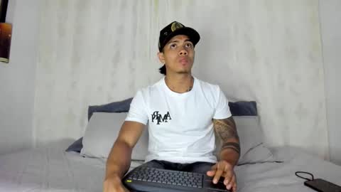 i am juan musiry independent model  online show from February 2025 11:32:02 AM