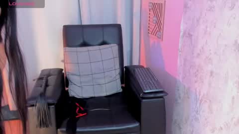 Snapshot of jaadewest_ chatting on May 2026 11:18:01 AM Jade West online show from May 2026 11:18:01 AM