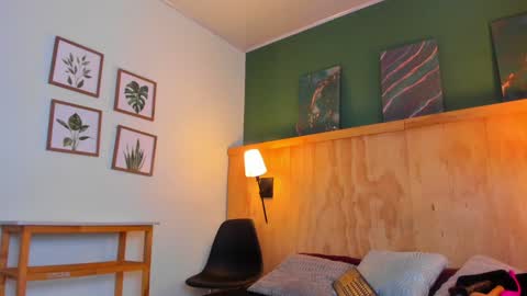 Snapshot of jabob_coper chatting on January 2025 09:18:02 AM David online show from January 2025 09:18:02 AM