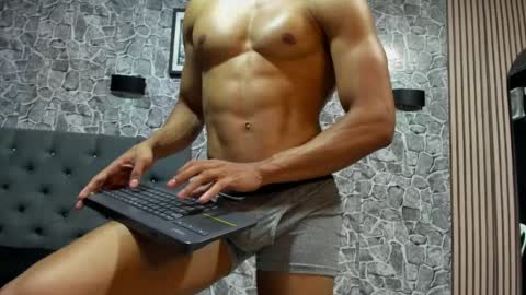 Snapshot of jace_parker chatting on March 2026 05:47:01 PM jace_parker online show from March 2026 05:47:01 PM