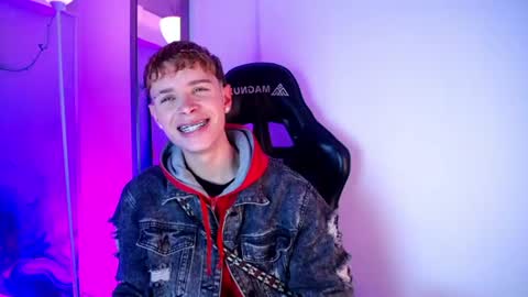 Snapshot of jack_frosst_ chatting on June 2026 12:20:02 PM JACK online show from June 2026 12:20:02 PM