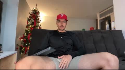 INDEPENDENT MODEL online show from December 2025 11:17:01 AM