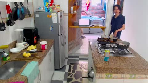 Snapshot of jack_s21 chatting on November 2025 07:25:02 PM Laick online show from November 2025 07:25:02 PM