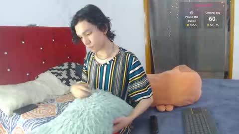 Snapshot of jack_s21 chatting on November 2025 03:32:02 AM Laick online show from November 2025 03:32:02 AM