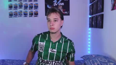 J online show from November 2025 07:50:01 AM