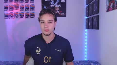 J online show from November 2025 10:03:01 AM