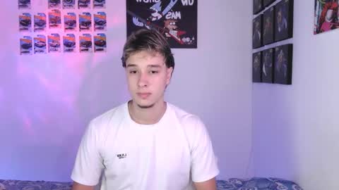 J online show from November 2025 04:05:01 AM