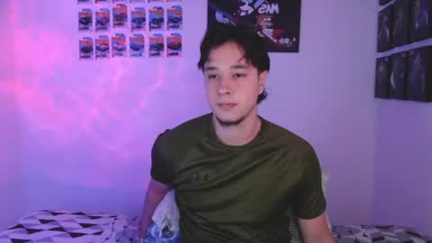 Snapshot of jack_walker190 chatting on July 2026 04:04:01 AM J online show from July 2026 04:04:01 AM