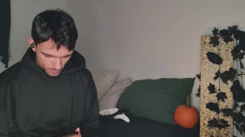 Snapshot of jackdesfeux chatting on October 2025 11:28:02 PM Jack  online show from October 2025 11:28:02 PM