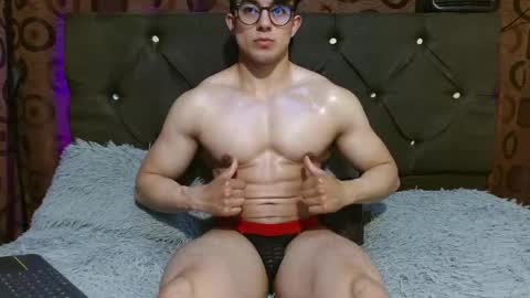 Jacke online show from February 2025 01:29:01 AM