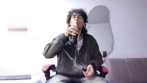 Jackes Taylor online show from December 2025 08:51:02 AM