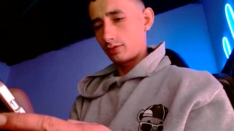 Snapshot of jackk_ho chatting on April 2026 09:45:01 AM Jack online show from April 2026 09:45:01 AM