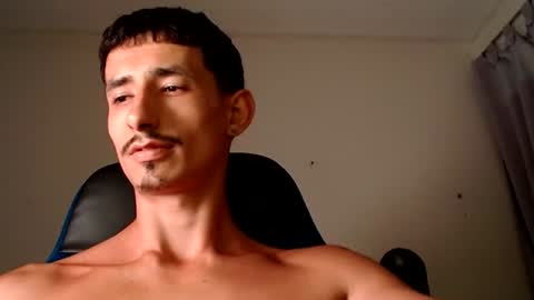 Snapshot of jackk_ho chatting on July 2026 06:35:02 PM Jack online show from July 2026 06:35:02 PM