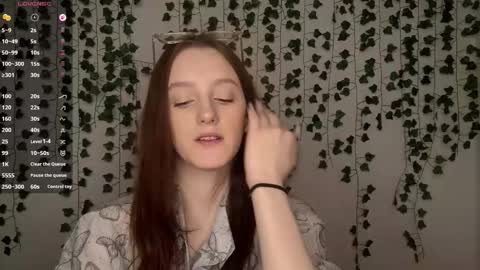 Lisa online show from February 2026 12:15:01 PM